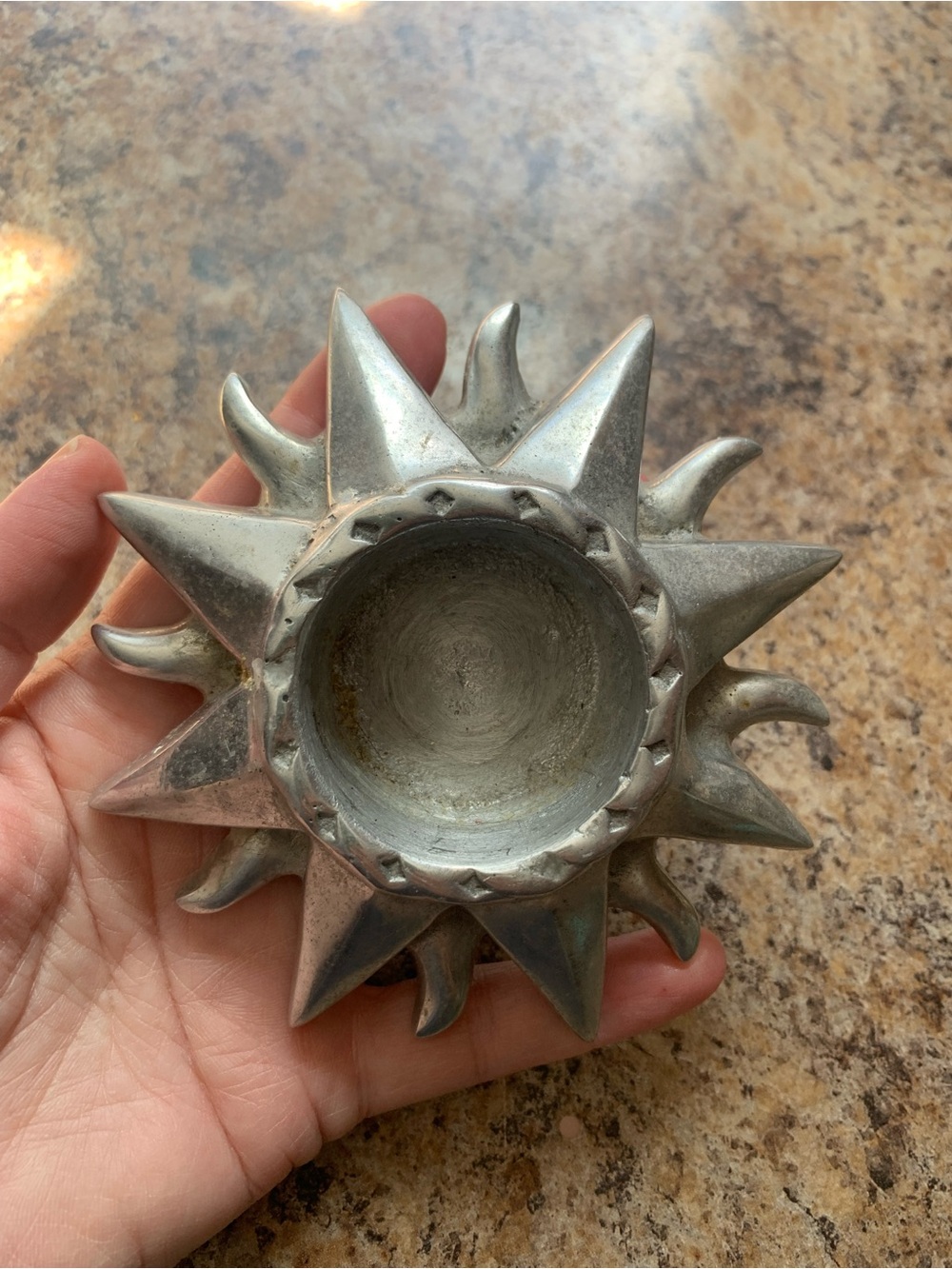 Metal Sunburst Tealight Holder - Silver